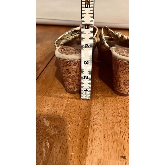 New York Transit Black Yellow FLoral COrk Wedges SHoes  Sandals Size 8.5 - Picture 4 of 12